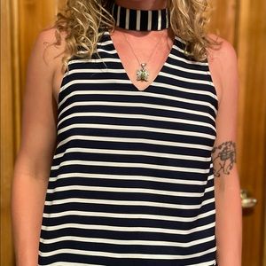 BLUE & WHITE STRIPE V-NECK W/BAND AROUND NECK TANK TOP SZ M